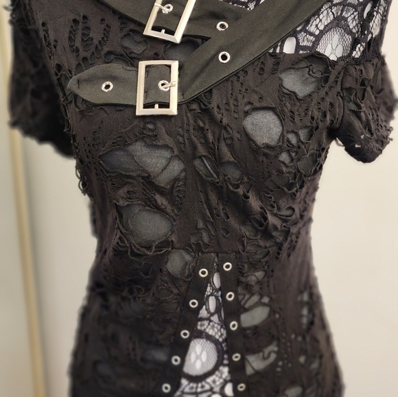 Dolls Kill Black Lace Buckle Tee - Picture 4 of 8